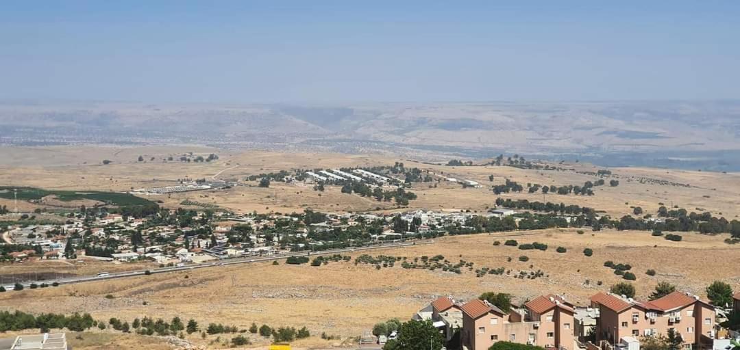 צימר בקתה מול הנוף ツファット エクステリア 写真